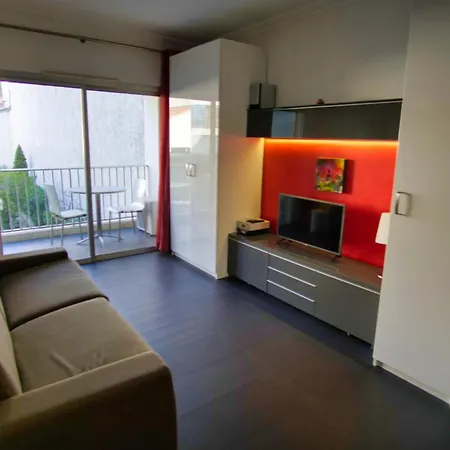 Ref Nar - Palmes Dproperties Apartment