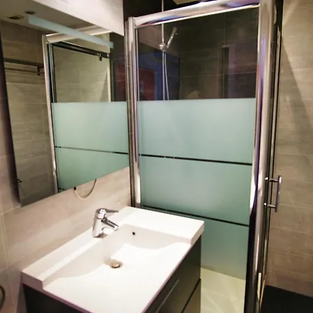 Apartment Ref Nar - Palmes Dproperties *